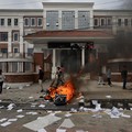 Demo Nepal Makin Ngeri, Istri Eks PM Tewas Terbakar Hidup-Hidup
