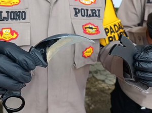 Remaja Kota Pasuruan Dikeroyok-Ditusuk Kerambit gegara Serempetan Motor