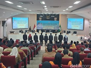 Appi Lantik 9 Pejabat Eselon II Pemkot Makassar Hasil Lelang Jabatan