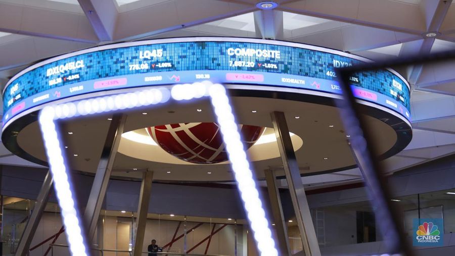 Pergerakan indeks Harga Saham Gabungan (IHSG), di Bursa Efek Indonesia, Jakarta, Selasa (9/9/2025). (CNBC Indonesia/Muhammad Sabki)