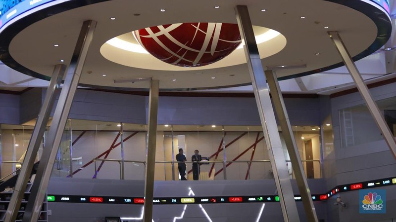 Pergerakan indeks Harga Saham Gabungan (IHSG), di Bursa Efek Indonesia, Jakarta, Selasa (9/9/2025). (CNBC Indonesia/Muhammad Sabki)