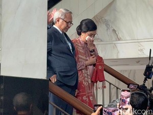 Sri Mulyani Menangis Tinggalkan Kemenkeu
