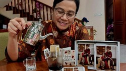 Sri Mulyani Penggemar Berat Kopi, Sering ke Kafe hingga Jajan Kopi di Pasar