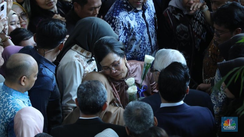 Suasana pelepasan mantan Menteri Keuangan Sri Mulyani di Kantor Kementerian Kuangan, Jakarta, Selasa (9/9/2025). (CNBC Indonesia/Tri Susilo)
