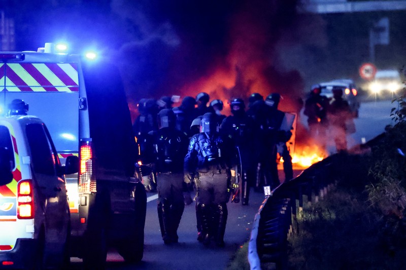 Aksi unjuk rasa gerakan protes akar rumput di bundaran Pres d'Arenes, Montpellier, Prancis, Rabu (10/9/2025). (REUTERS/Manon Cruz) Aksi unjuk rasa gerakan protes akar rumput di bundaran Pres d'Arenes, Montpellier, Prancis, Rabu (10/9/2025). (REUTERS/Manon Cruz)