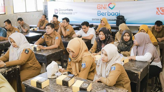Perkuat SDM RI, BNI Gelar Program Sertifikasi Guru di NTB