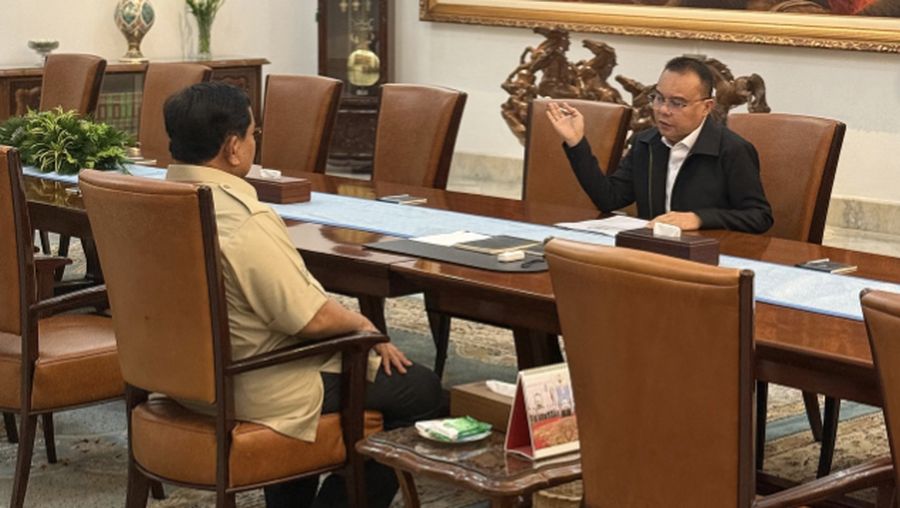 Presiden Prabowo Subianto bertemu dan berdiskusi dengan Wakil Ketua DPR RI Bapak Prof. Sufmi Dasco Ahmad, siang ini, di Istana Merdeka, Jakarta. (Instagram/sekretariat.kabinet)