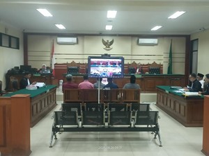 Eks Kasek SMK PGRI 2 Ponorogo Jalani Sidang Maraton Korupsi Dana BOS Rp 25 M