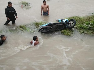 Wanita Hamil 2 Bulan Tewas Terseret Banjir di Jembrana Bali
