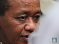 Bahlil: Semua Aktivitas Tambang Freeport Dihentikan, Fokus Cari Korban