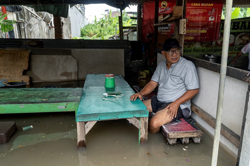 Banjir di Bali. (Tangkapan Layar Video/REUTERS)
