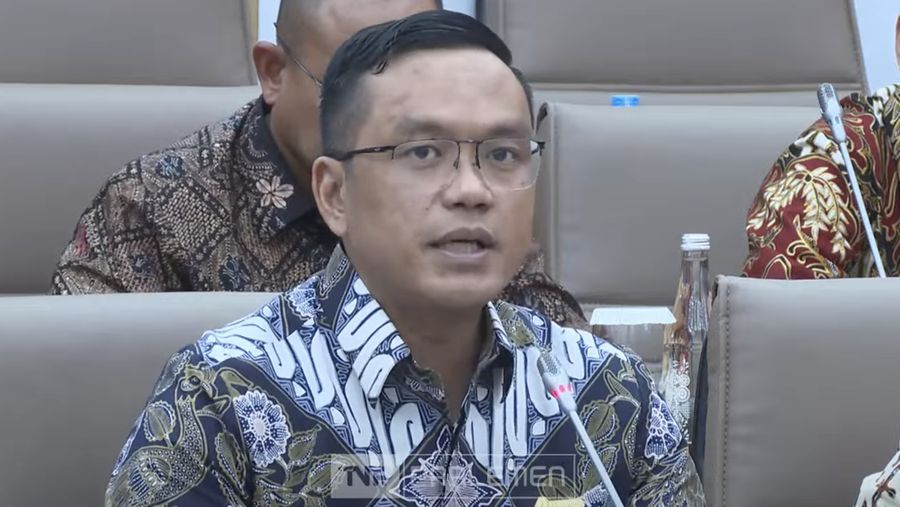 Direktur Utama PT. Pertamina, Simon Alysius Mantiri saat mengikuti rapat dengar pendaapat dengan Komisi VI DPR RI di Jakarta, Kamis (11/9/2025). (Tangkapan Layar Youtube/TVR PARLEMEN)