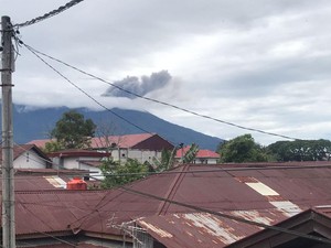 Gunung Marapi Erupsi 31 Detik, Warga Diminta Waspadai Banjir Lahar Dingin