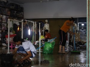 Situasi Pasar Kumbasari Setelah Banjir Dahsyat Terjang Denpasar