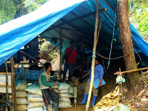 Jejak Gurandil di Pasir Gombong Sukabumi, Enam Orang Diamankan