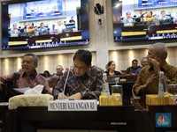 Purbaya Bertandang ke DPR, Lapor Realisasi Subsidi & Kompensasi