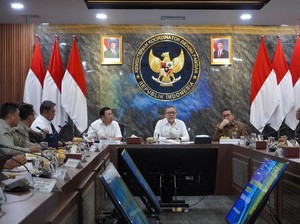 Zulhas Tegaskan Perketat Pengawasan Gula Rafinasi, Percepat Serap Gula Petani