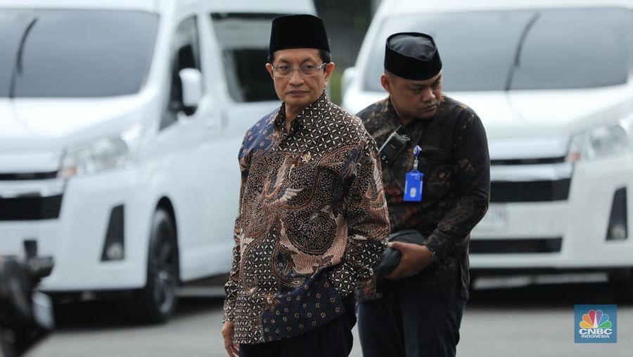 M. Quraish Shihab tiba di Istana Kepresidenan, Jakarta, Kamis (11/9/2025).