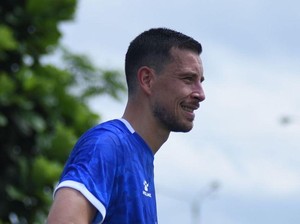 Kesan Thom Haye Setelah Sebulan di Persib: Kangen Rumah