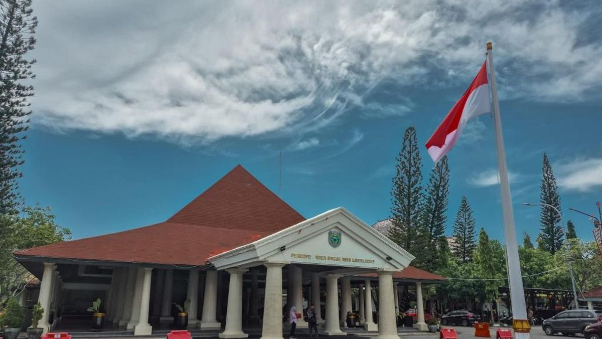 Asa Indramayu Wujudkan Satu Desa Satu Sarjana
