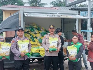 Operasi Pangan Murah di Dumai, 2 Ton Beras Diborong Warga