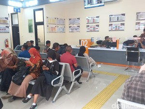 Membeludak! Seribuan PPPK Paruh Waktu Urus SKCK di Polres Kulon Progo