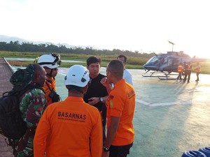 Video: Momen Evakuasi 4 Jenazah Korban Helikopter Jatuh di Distrik Jila Mikima