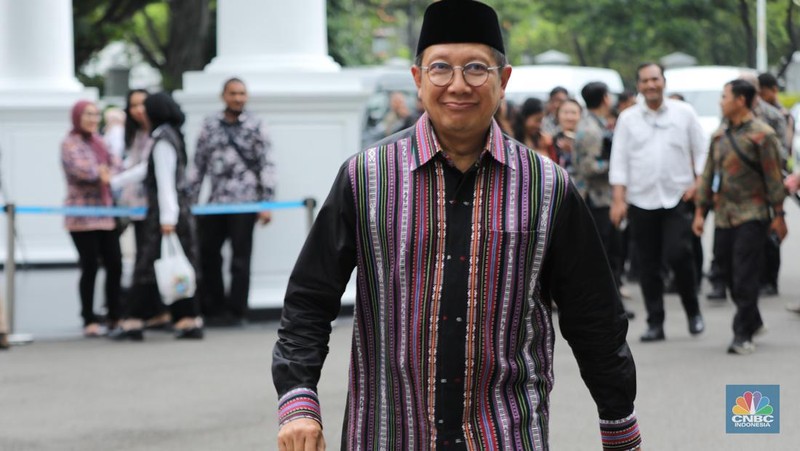 M. Quraish Shihab tiba di Istana Kepresidenan, Jakarta, Kamis (11/9/2025).