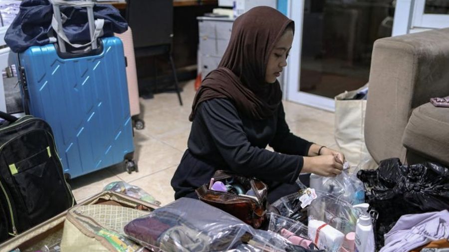 Ilustrasi asisten rumah tangga. (CNN Indonesia)