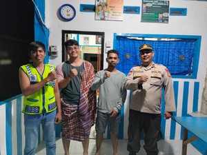 Polisi dan Satkamling di Siak Ronda Malam Jaga Keamanan Kampung