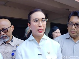Video Menpar Pastikan Wisatawan Masih Berdatangan ke Bali Meski Banjir