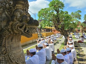 Rahajeng Purnama! Cek Ala Ayuning Dewasa Kalender Bali 24 Oktober 2026