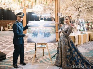 Unik! Kisah Pengantin yang Abadikan Momen Lewat Live Wedding Painting