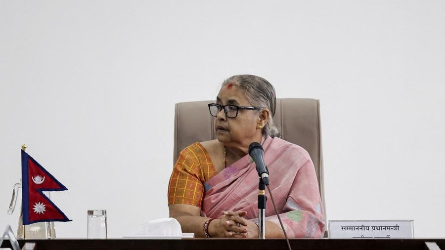 Perdana Menteri baru Nepal, Sushila Karki, menyampaikan pernyataan publik perdana usai dilantik, Minggu (14/9/2025). (Navesh Chitrakar/Navesh Chitrakar)