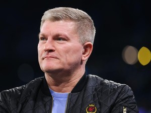Eks Juara Dunia Tinju Ricky Hatton Meninggal Dunia