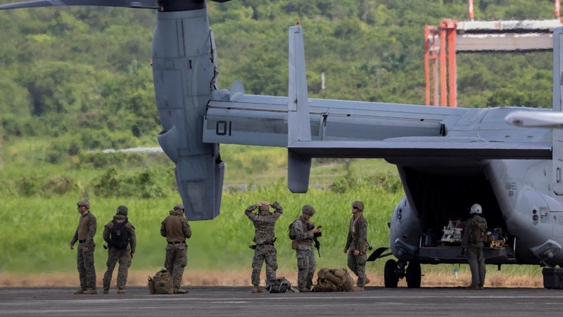 Tensi antara Amerika Serikat dengan Venezuela memanas pekan ini.
Washington bahkan mengerahkan lima jet tempur siluman tercanggih F-35 ke Puerto Rico pada Sabtu (13/9/2025), sekutu AS yang merupakan tetangga Venezuela. (REUTERS/Ricardo Arduengo)