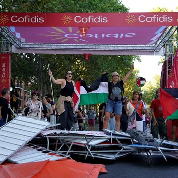 Demo Palestina Setop Balap Sepeda Vuelta a Espana Madrid Spanyol
