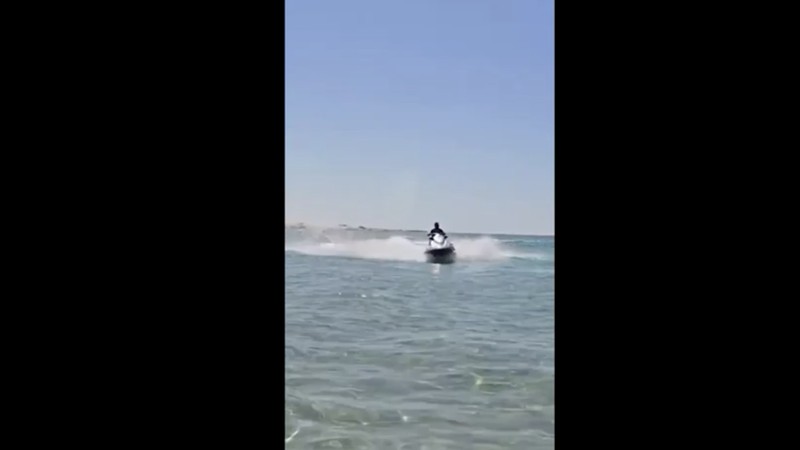 Dari Gaza ke Eropa, melalui jet ski: kisah pelarian Muhammad Dakha. (Reuters)