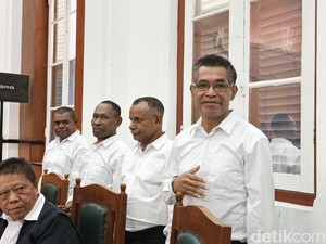 4 Petinggi NFRPB Jalani Sidang Tuntutan Kasus Makar Papua Hari Ini