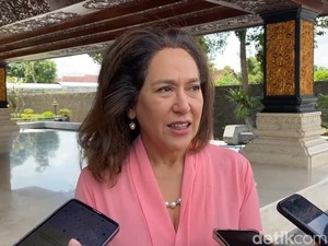Kartika Sari Dewi Soekarno Soal Kondisi Indonesia: Sangat Menyedihkan