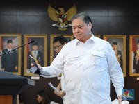Airlangga Cs Sambangi Kantor Danantara, Ada Apa?