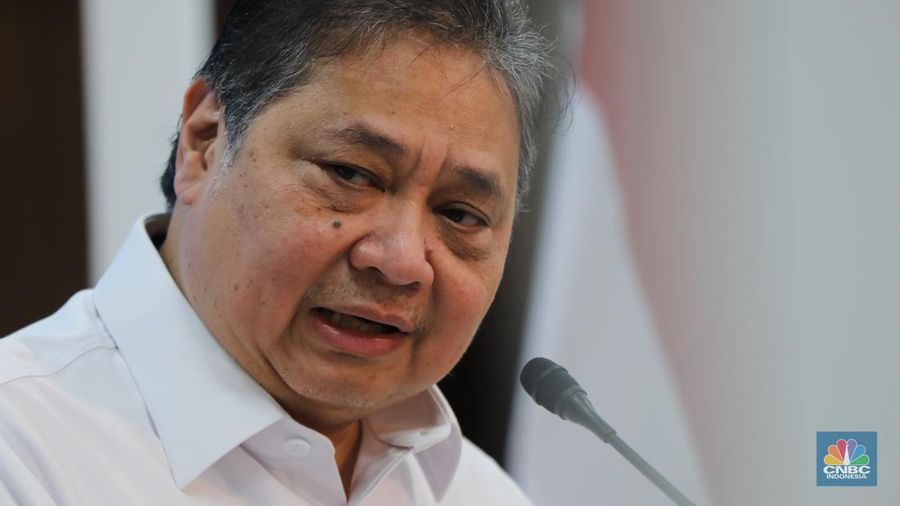 Menko Perekonomian, Airlangga Hartarto saat kopres di Istana Kepresidenan, Jakarta, Senin (15/9/2025). (CNBC Indonesia/Tri Susilo)