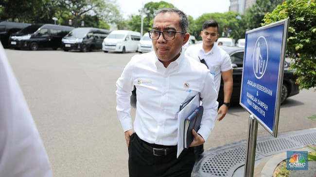 Mendiktisaintek Tanggapi Polemik Dwi Sasetningtyas 'Cukup Aku WNI'