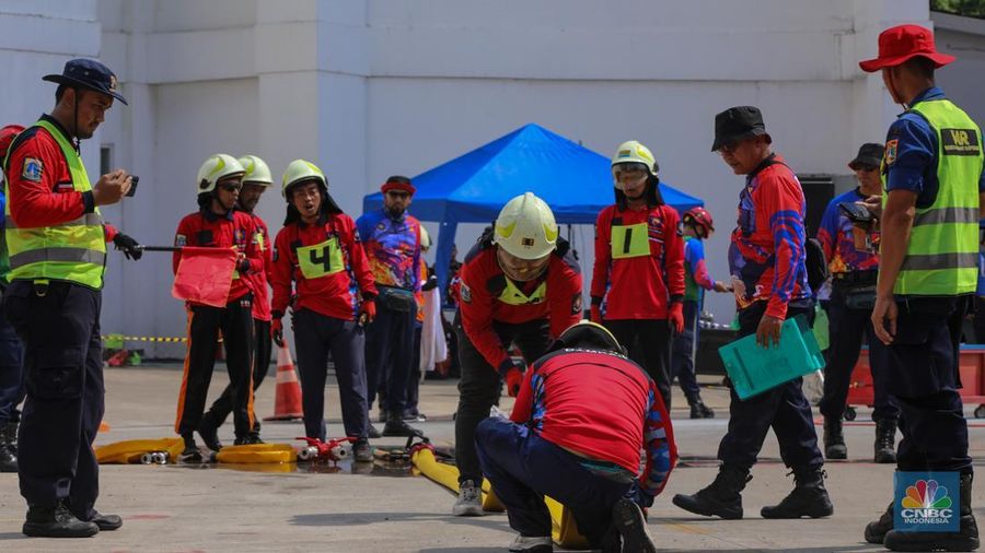 Gubernur DKI Jakarta Pramono Anung saat menghadiri pembukan acara Jakarta Fire Safety Challenge 2025 di Kantor Dinas Penanggulangan Kebakaran dan Penyelamatan (Gulkarmat) Provinsi DKI Jakarta, Senin (15/9/2025). (CNBC Indonesia/Faisal Rahman) Gubernur DKI Jakarta Pramono Anung saat menghadiri pembukan acara Jakarta Fire Safety Challenge 2025 di Kantor Dinas Penanggulangan Kebakaran dan Penyelamatan (Gulkarmat) Provinsi DKI Jakarta, Senin (15/9/2025). (CNBC Indonesia/Faisal Rahman)