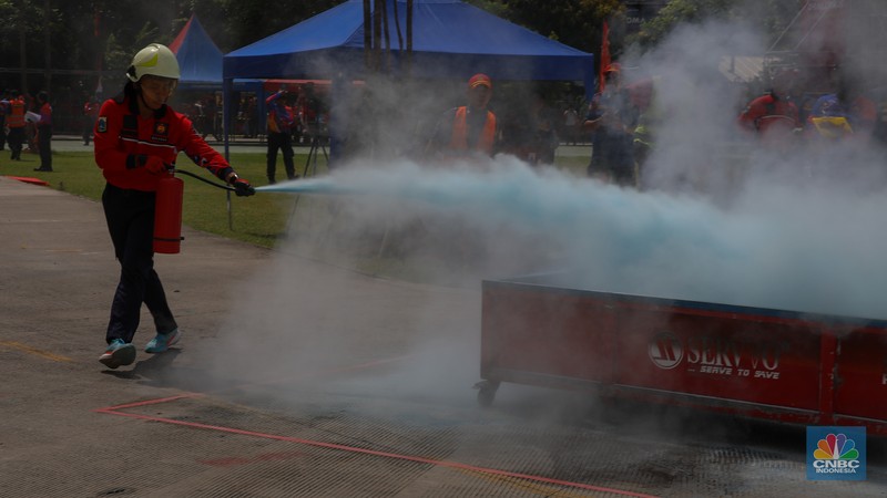 Gubernur DKI Jakarta Pramono Anung saat menghadiri pembukan acara Jakarta Fire Safety Challenge 2025 di Kantor Dinas Penanggulangan Kebakaran dan Penyelamatan (Gulkarmat) Provinsi DKI Jakarta, Senin (15/9/2025).  (CNBC Indonesia/Faisal Rahman)