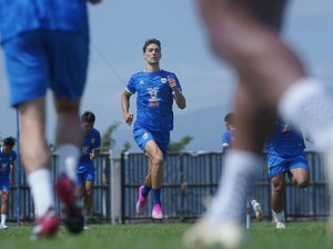Rumor Barba Mudik ke Italia, Lini Belakang Persib Terancam Keropos
