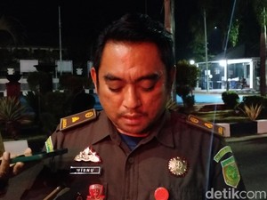 Video: Jaksa Tahan 2 Tersangka korupsi Proyek Irigasi di Manggarai Barat