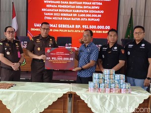 Kejari Sidoarjo Sita Rp 951 Juta Kasus Korupsi Dana Desa Entalsewu