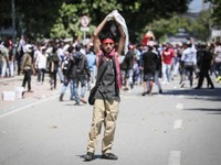 Demo RI Menular ke Tetangga, Gelombang Protes Pecah di 2 Negara Ini