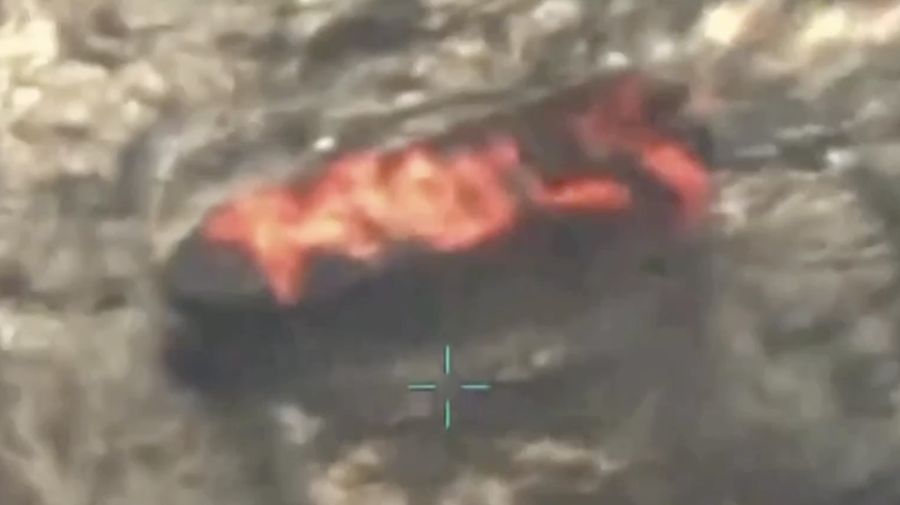 Militer AS melancarkan serangan terhadap kapal yang diduga milik kartel narkoba Venezuela yang sedang menuju Amerika Serikat. (Tangkapan Layar Video Reuters/)